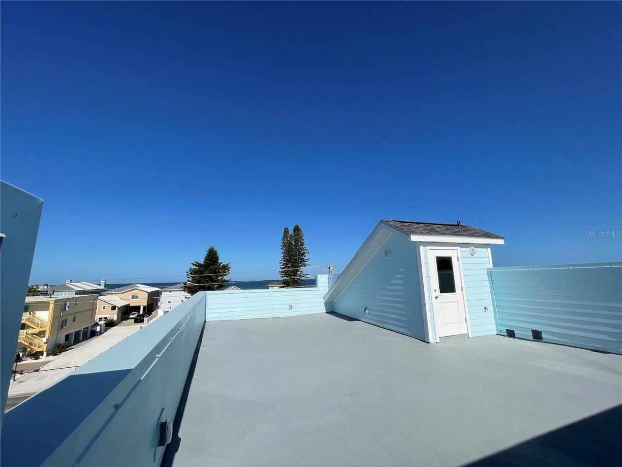 711 Gulf Boulevard, Indian Rocks Beach, FL 33785 Photo