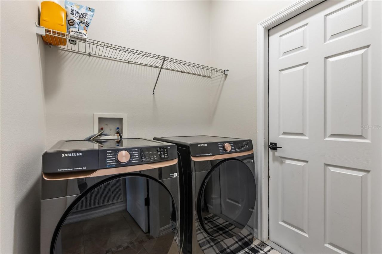 15032 Stonebriar Way, Orlando, FL 32826 Photo