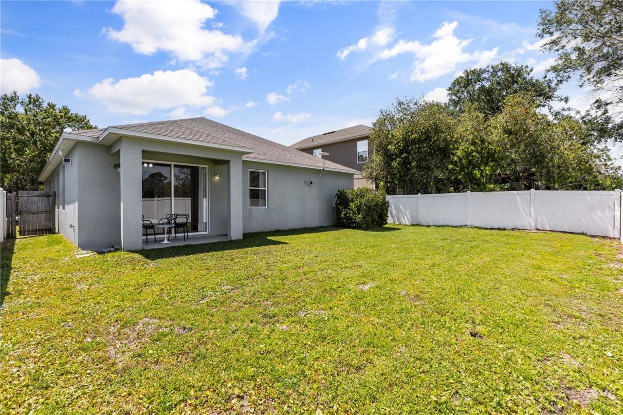 15032 Stonebriar Way, Orlando, FL 32826 Photo
