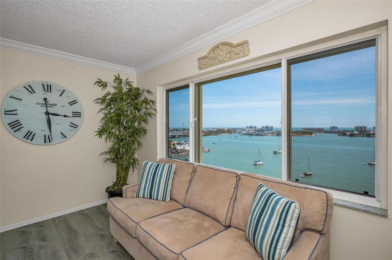 4525 Cove Circle , Unit 1207, Saint Petersburg, FL 33708 Photo