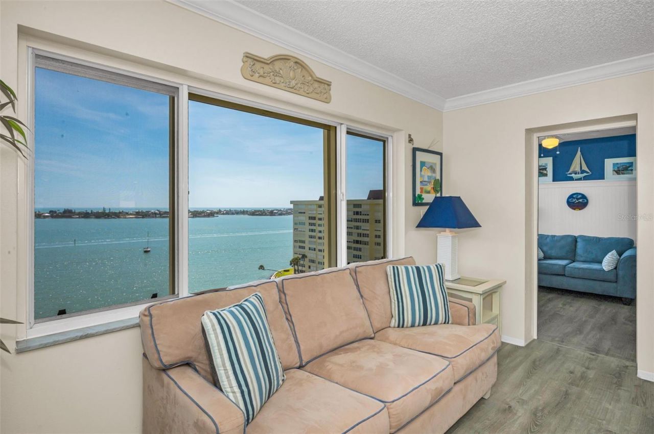 4525 Cove Circle , Unit 1207, Saint Petersburg, FL 33708 Photo