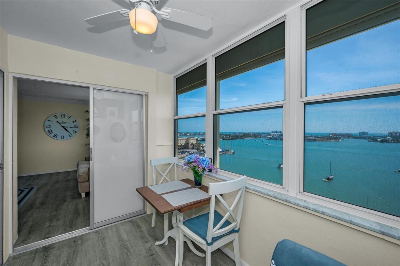4525 Cove Circle , Unit 1207, Saint Petersburg, FL 33708 Photo