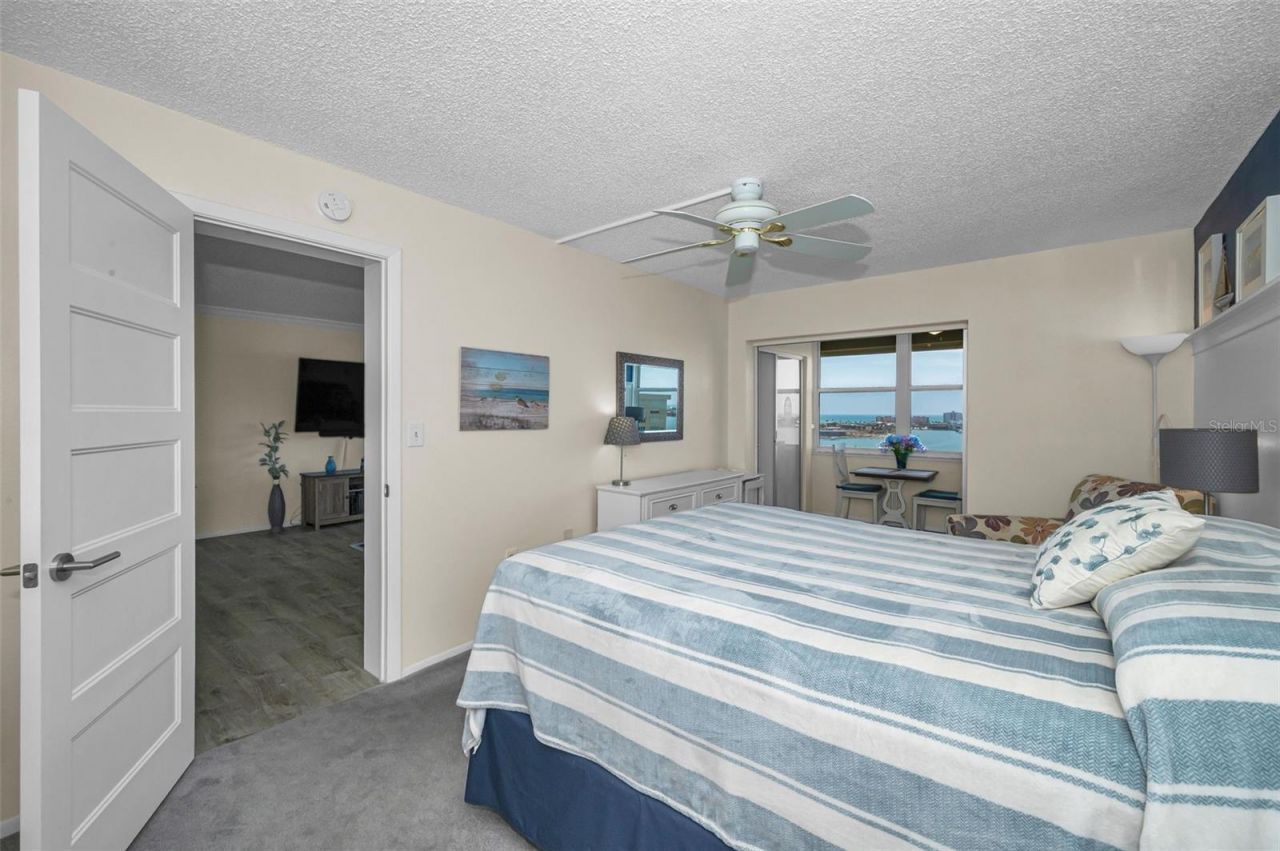 4525 Cove Circle , Unit 1207, Saint Petersburg, FL 33708 Photo