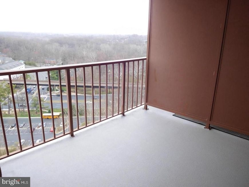 10101 Grosvenor Place, Unit 1613, Rockville, MD 20852 Main Photo