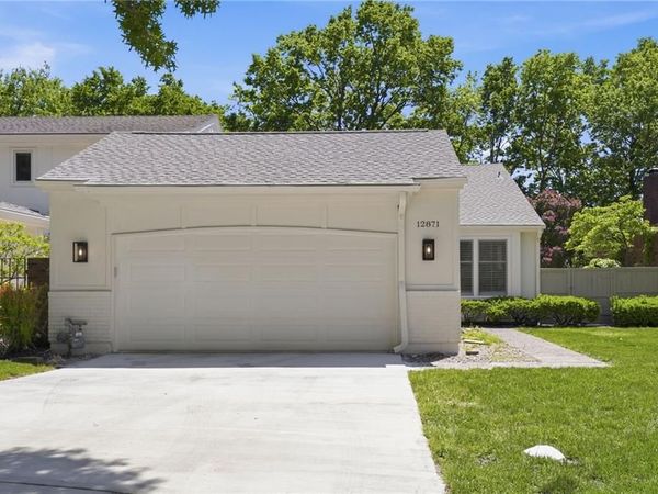 12871 Cambridge Terrace, Leawood, KS 66209