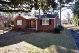 517 Singleton Ave photo 4