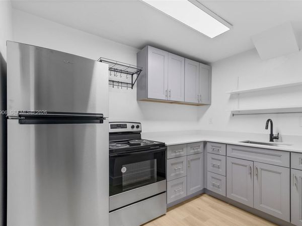 13880 NE 20th Pl , Unit 2, North Miami Beach, FL 33181