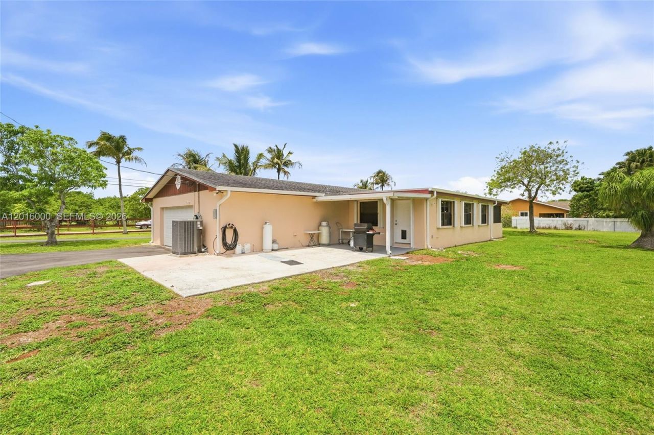 25851 SW 152nd Ct , Homestead, FL 33032 Photo