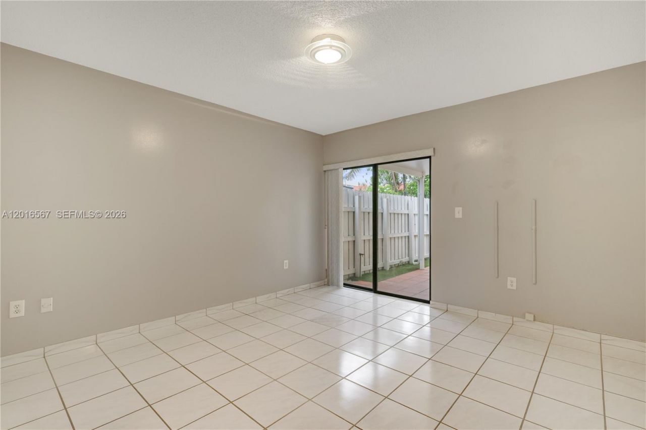 1620 SW 124th Pl , Unit 1, Miami, FL 33175 Photo