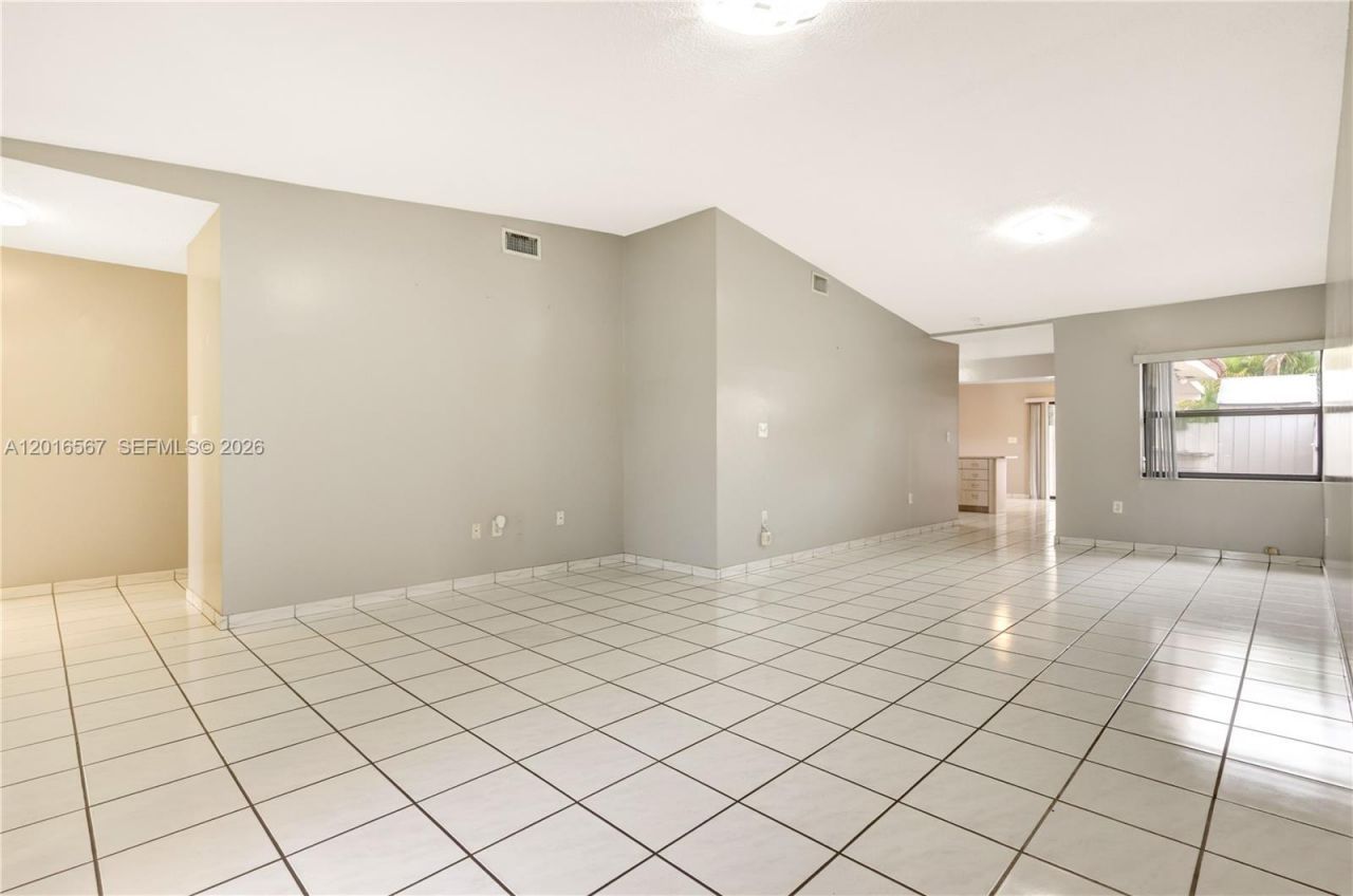 1620 SW 124th Pl , Unit 1, Miami, FL 33175 Photo