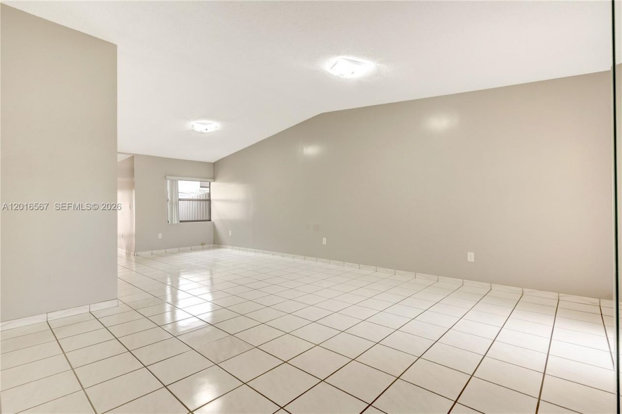 1620 SW 124th Pl , Unit 1, Miami, FL 33175 Photo