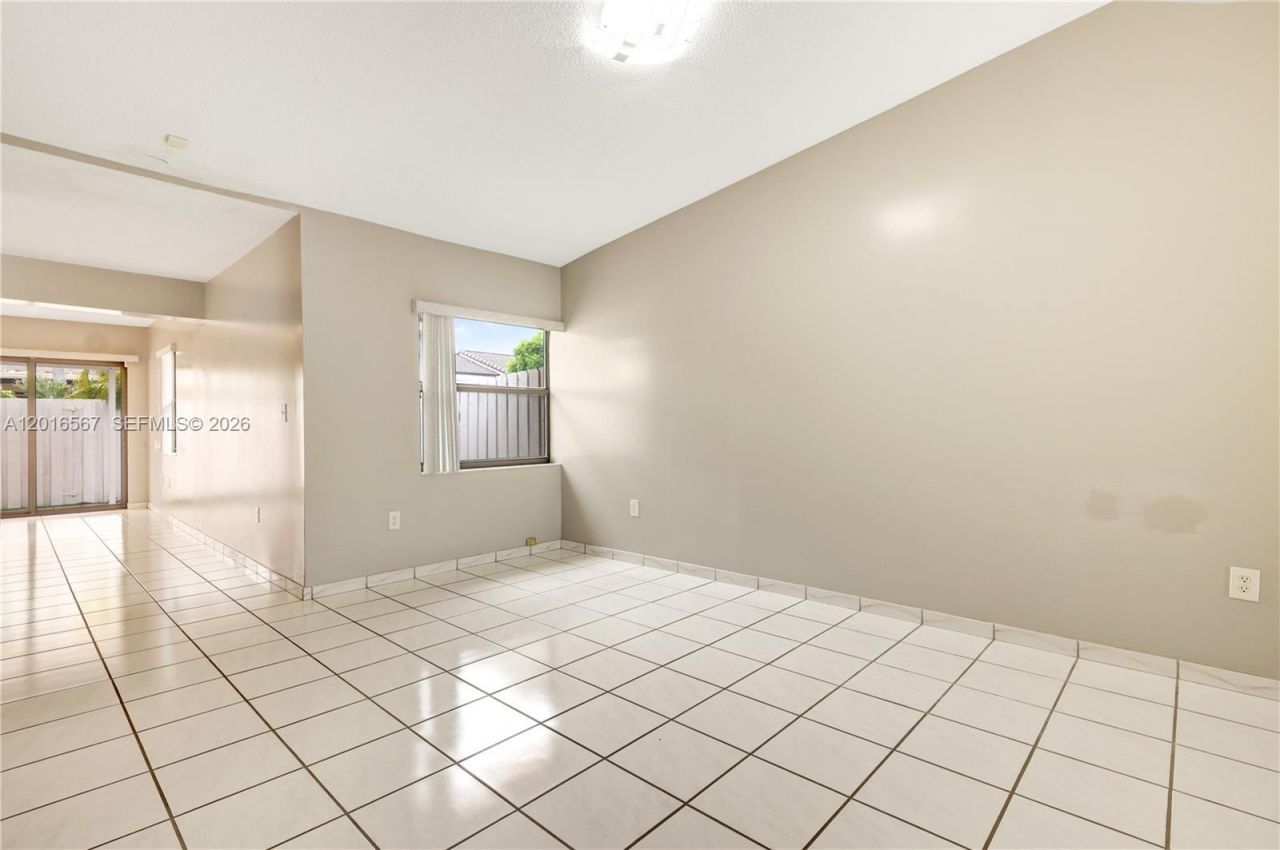 1620 SW 124th Pl , Unit 1, Miami, FL 33175 Photo