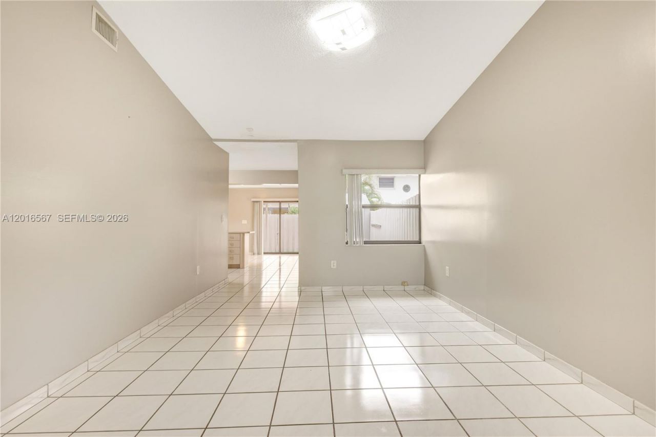 1620 SW 124th Pl , Unit 1, Miami, FL 33175 Photo