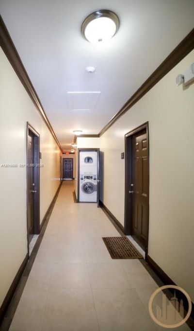 53 NE 49th St, Unit 4, Miami, FL 33137 Photo