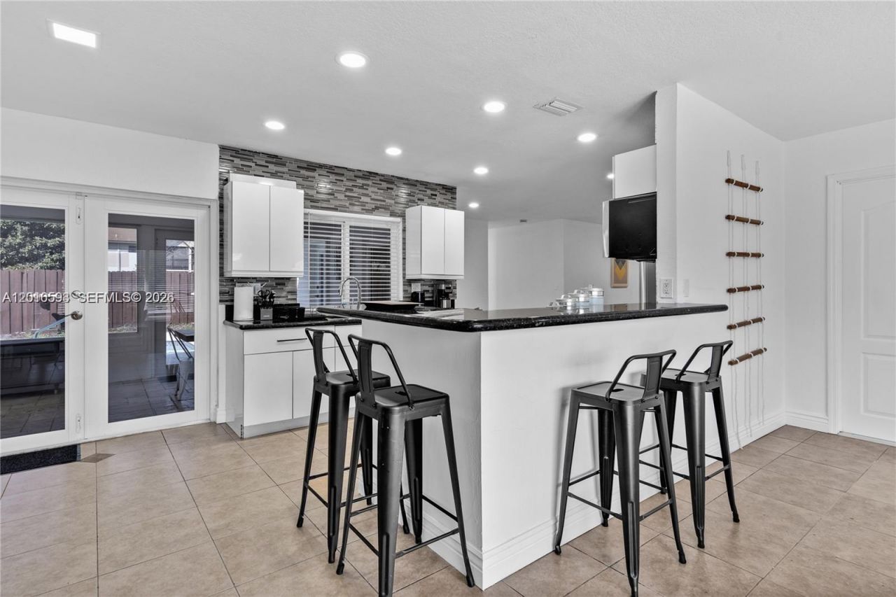6931 NW 32nd Ave, Unit N/A, Fort Lauderdale, FL 33309 Photo