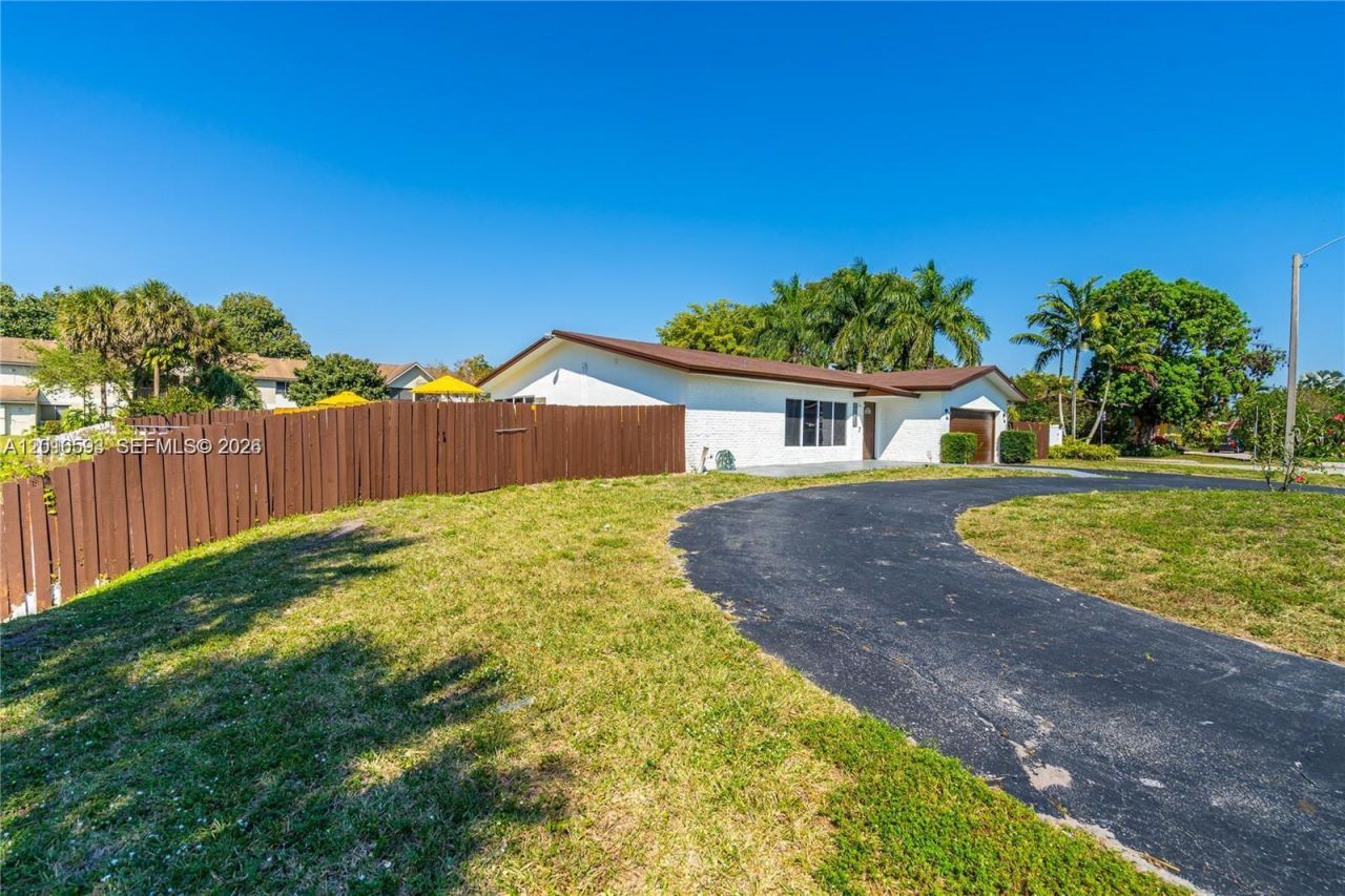 6931 NW 32nd Ave, Unit N/A, Fort Lauderdale, FL 33309 Photo
