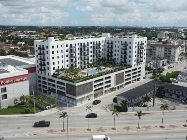 131 W 5st , Hialeah, FL 33010