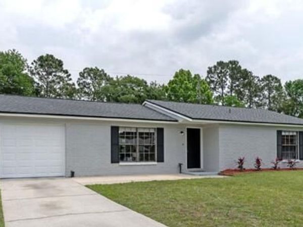 2656 PINEWOOD Boulevard E, Middleburg, FL 32068