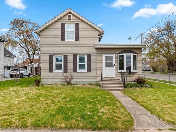 646 1ST STREET, Menasha, WI 54952