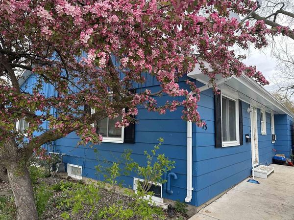 715 JOHN STREET, Menasha, WI 54952
