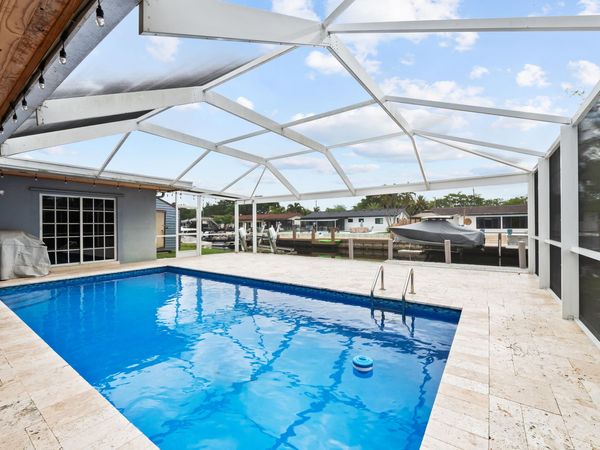 1340 SW 56th Avenue, Plantation, FL 33317