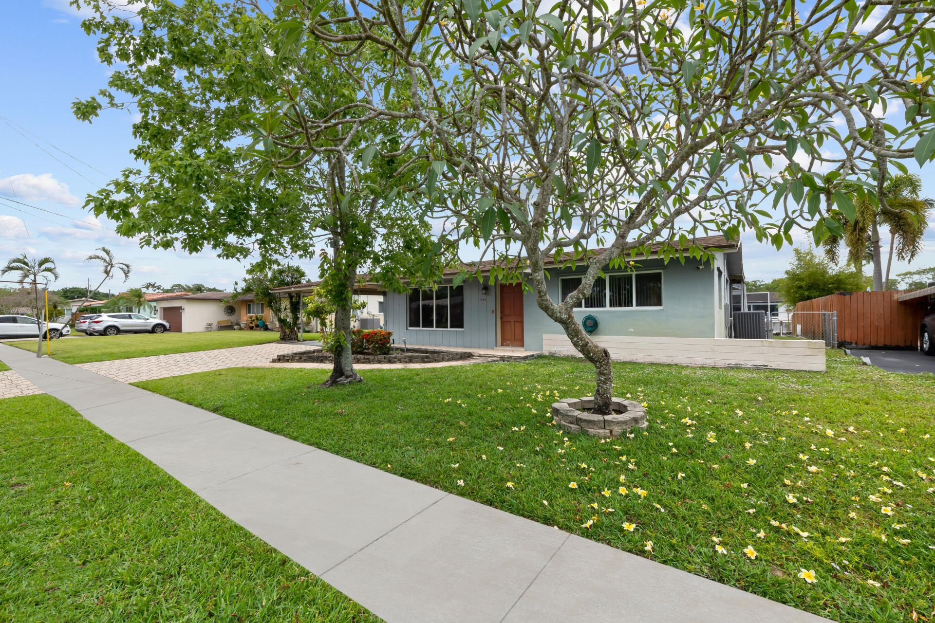1340 SW 56th Avenue, Plantation, FL 33317 Photo