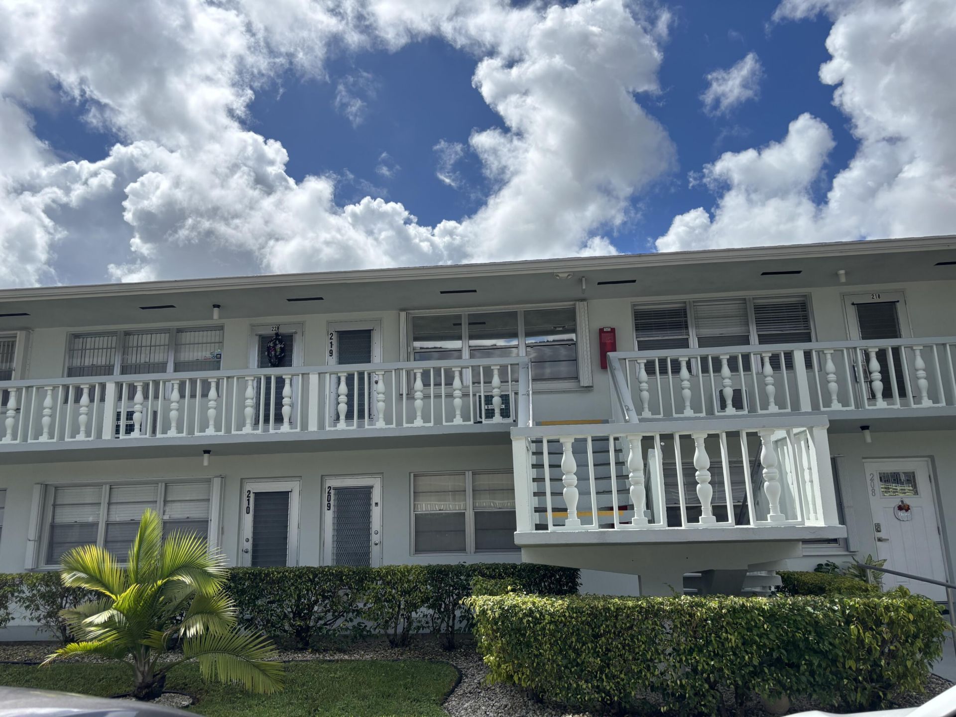 218 Windsor J, West Palm Beach, FL 33417 Photo