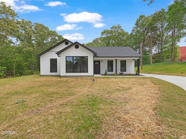 15494 TN-22, Lexington, TN 38351