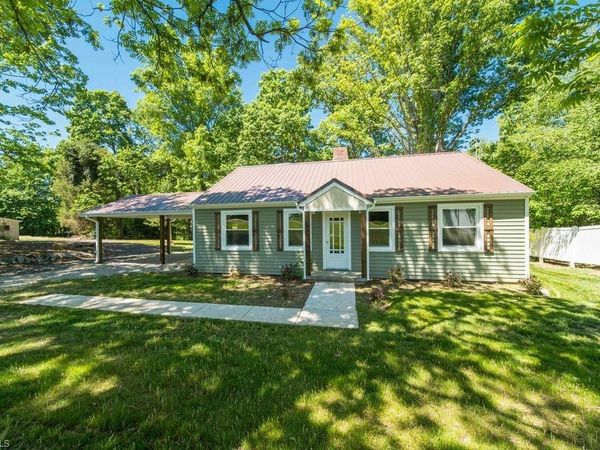 7280 Dennis Road , Walnut Cove, NC 27052
