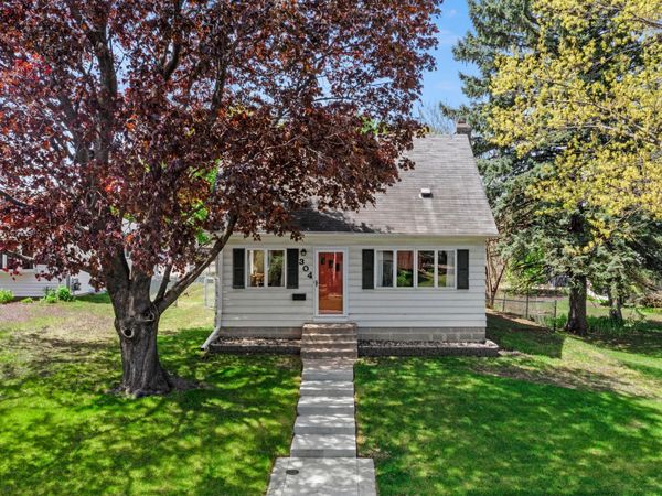 304 Madison Avenue S, Edina, MN 55343