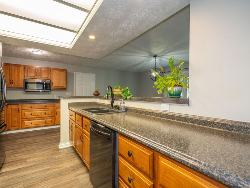 411 Birdsong Drive, Vandalia, OH 45377 Photo 4