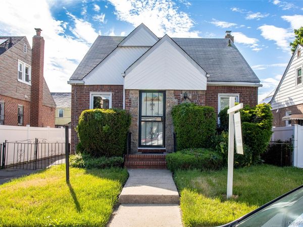 11592 226th Street, Cambria Heights, NY 11411