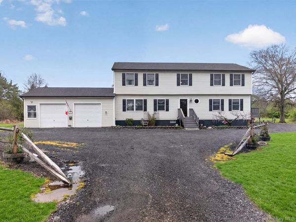 60 Long Lane, Wallkill, NY 12589