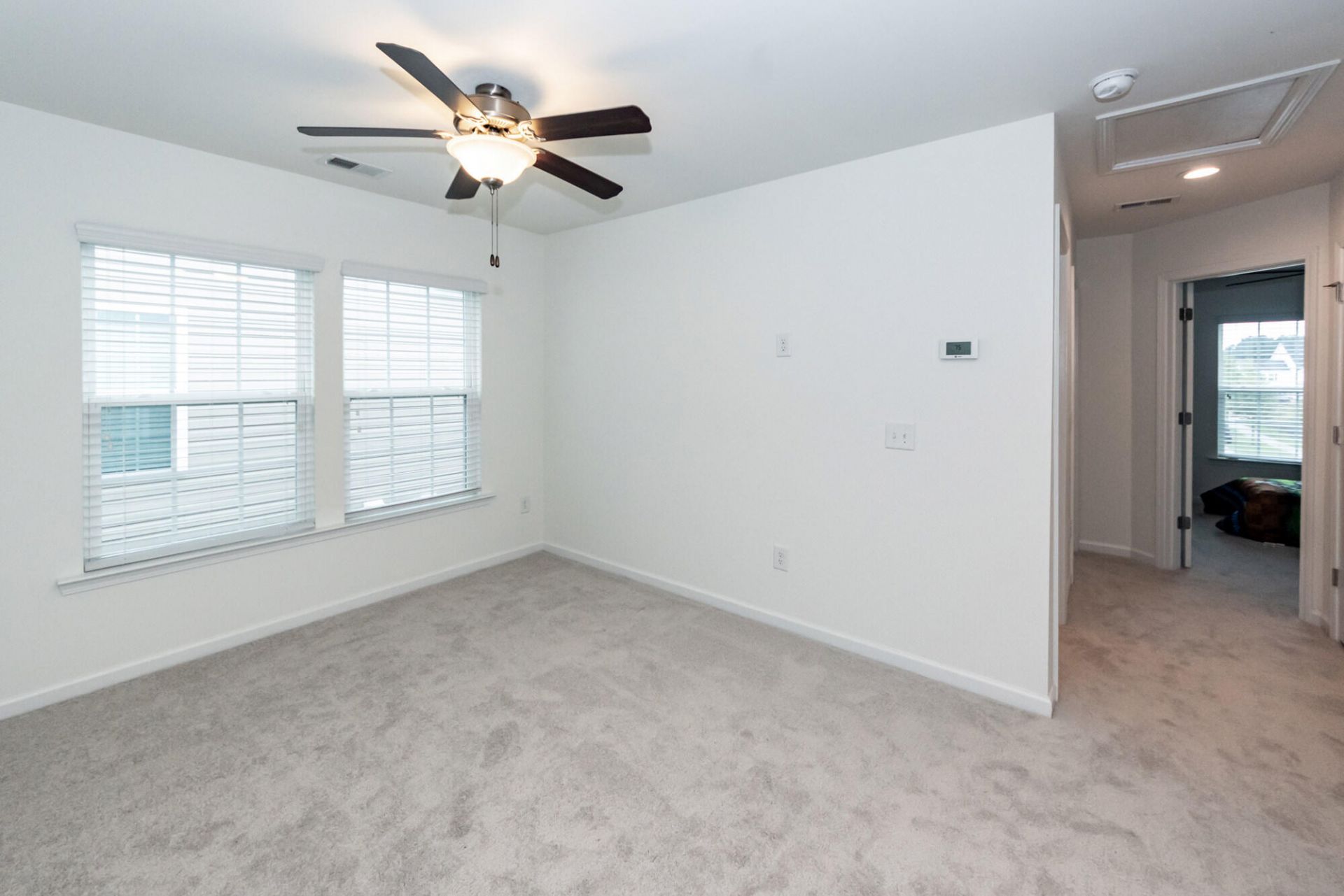447 Whispering Breeze Lane Photo 31