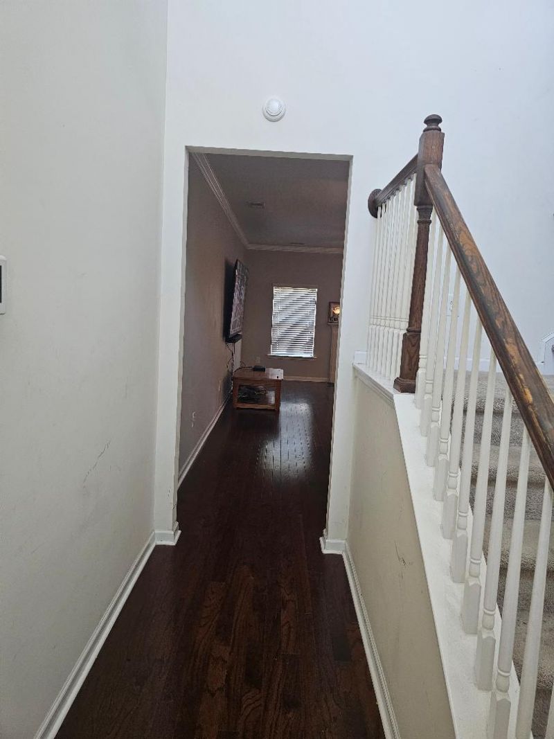 447 Whispering Breeze Lane Photo 4