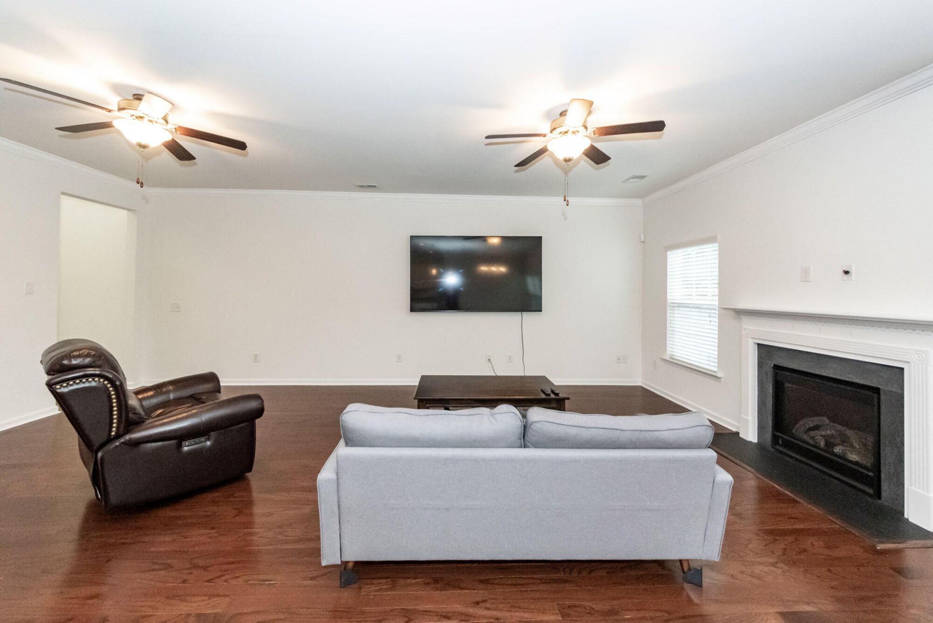 447 Whispering Breeze Lane Photo 9