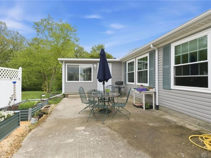 2310 Mallory Court, Unit 8, Fairborn, OH 45324 Photo 4