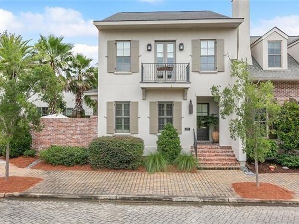700 COTTAGE Lane , Covington, LA 70433