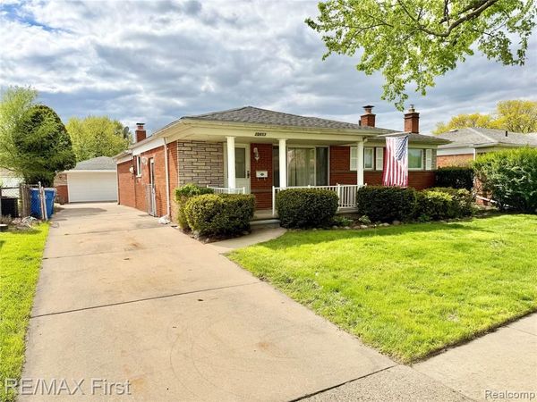 25653 Palomino Drive, Warren, MI 48089