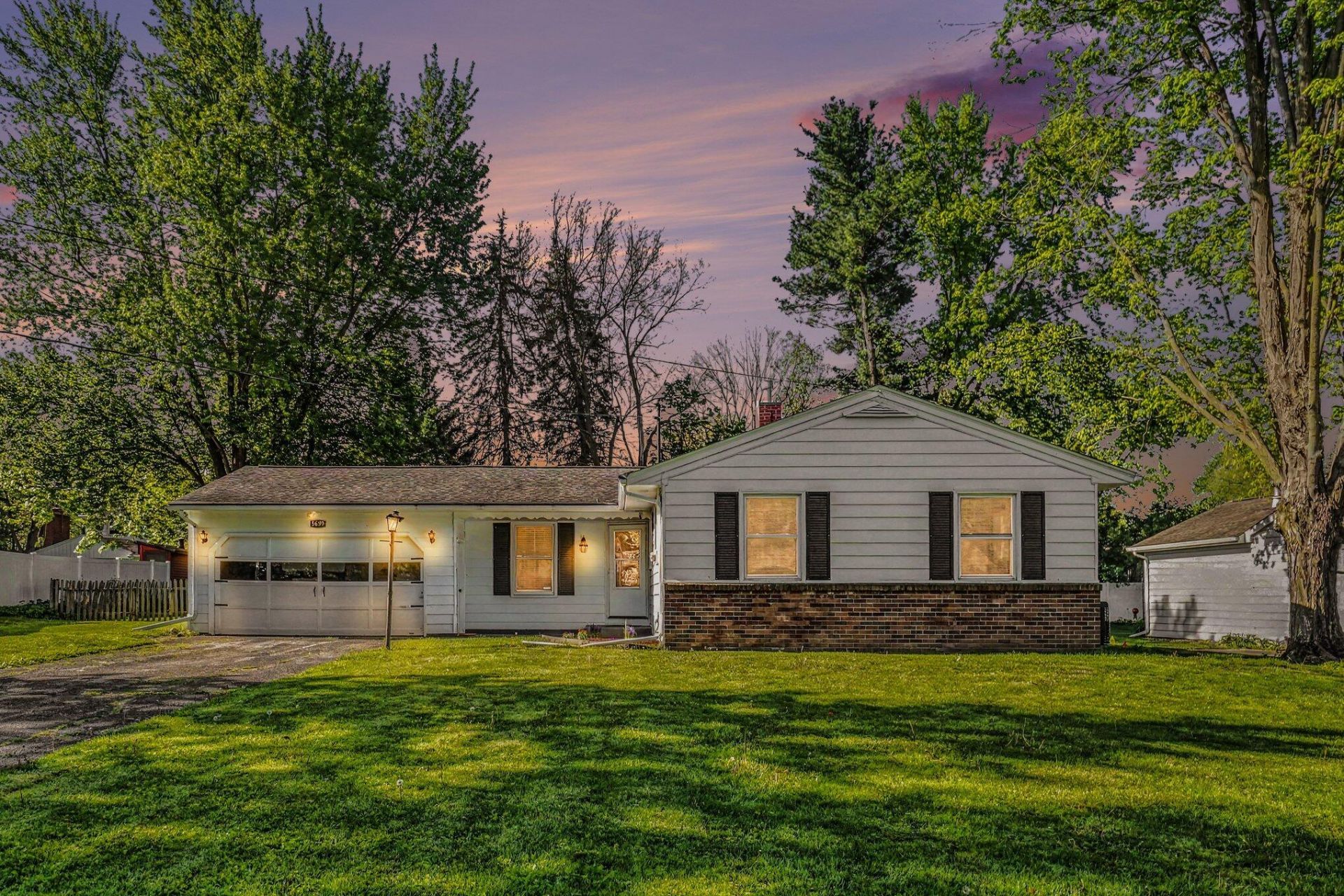 5699 Lamplighter Lane, Kalamazoo, MI 49009 Main Photo