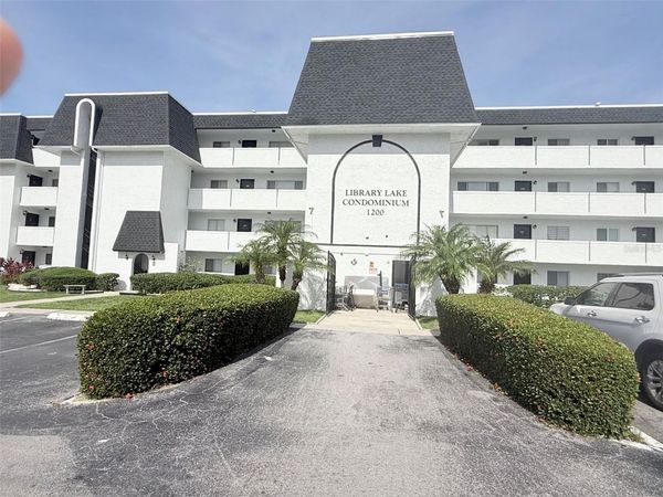 1200 37TH STREET N, Unit 409, ST PETERSBURG, FL 33713