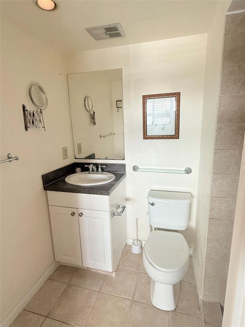 1200 37th Street N, Unit 409, Saint Petersburg, FL 33713 Photo