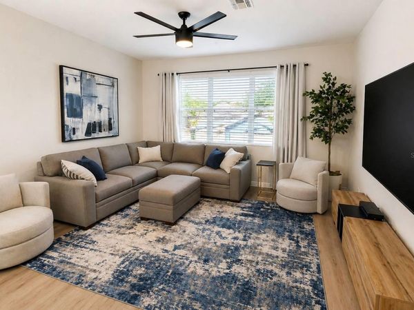 330 LANG COURT N, Unit 1, ST PETERSBURG, FL 33701