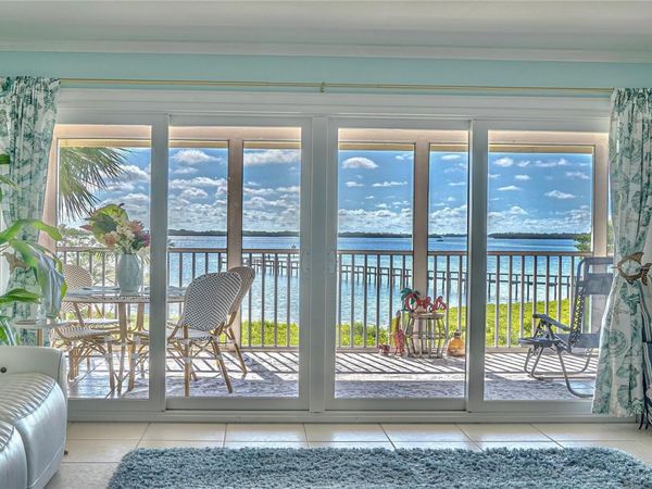 749 MANATEE AVENUE , Unit 749, HOLMES BEACH, FL 34217