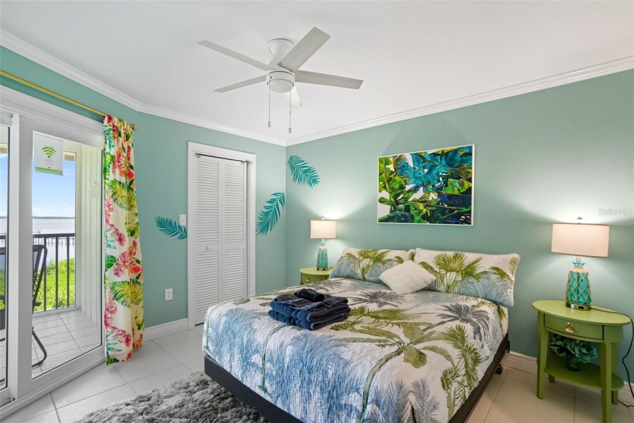 749 Manatee Avenue, Unit 749, Holmes Beach, FL 34217 Photo