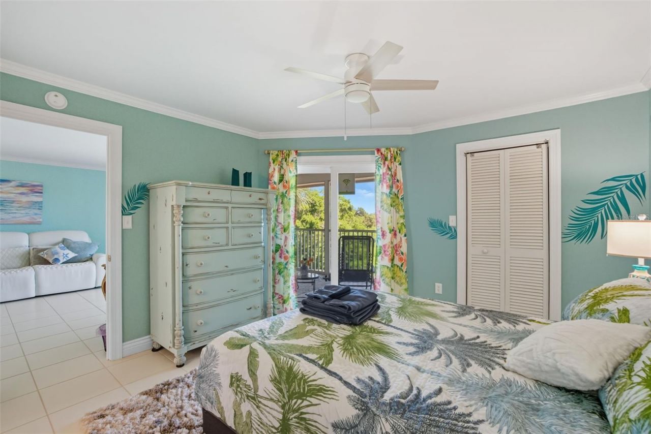 749 Manatee Avenue, Unit 749, Holmes Beach, FL 34217 Photo