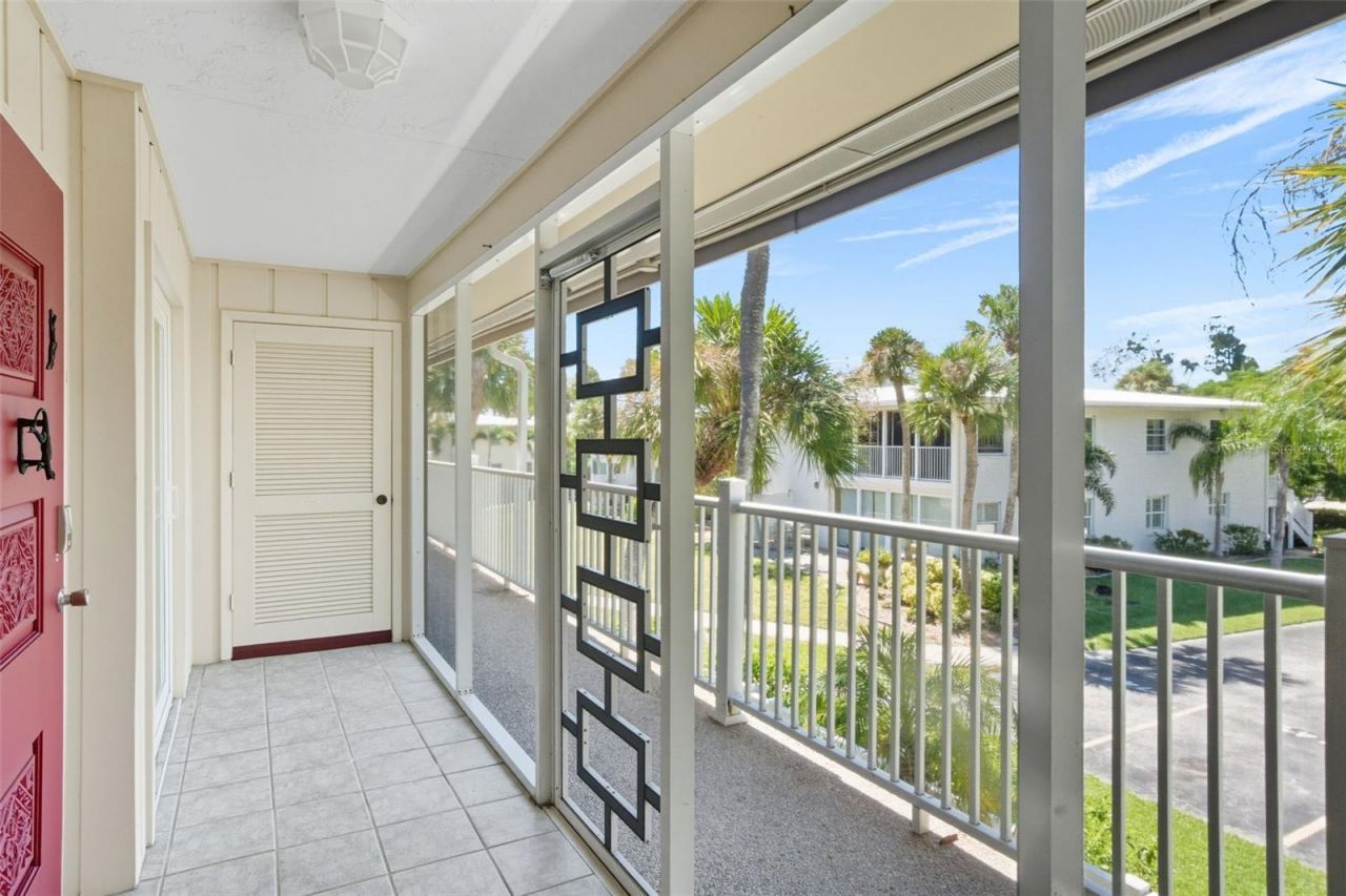 749 Manatee Avenue, Unit 749, Holmes Beach, FL 34217 Photo