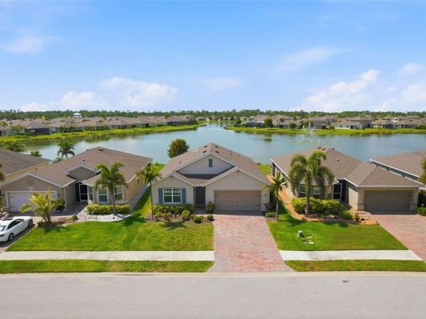 3422 CANCUN COURT , CAPE CORAL, FL 33909