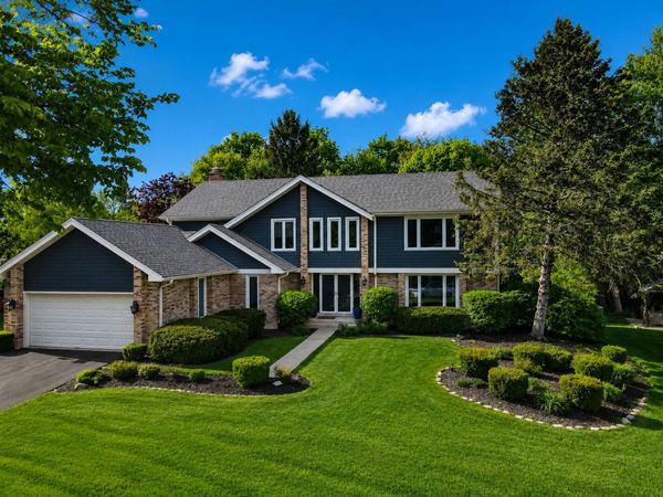 250 Covington Drive , Barrington, IL 60010
