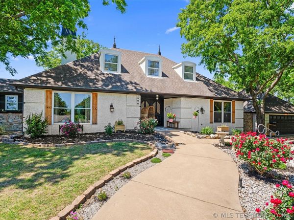 600 Cherry Lane, Bartlesville, OK 74003